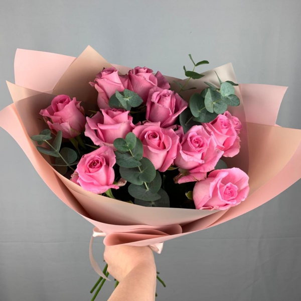 Букет с розовые розы