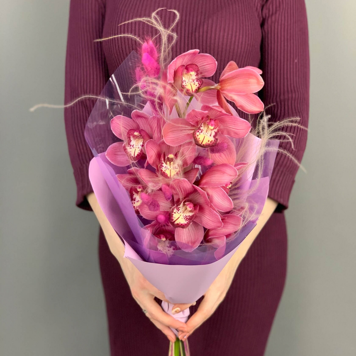 Букет розовая орхидея Цимбидиум