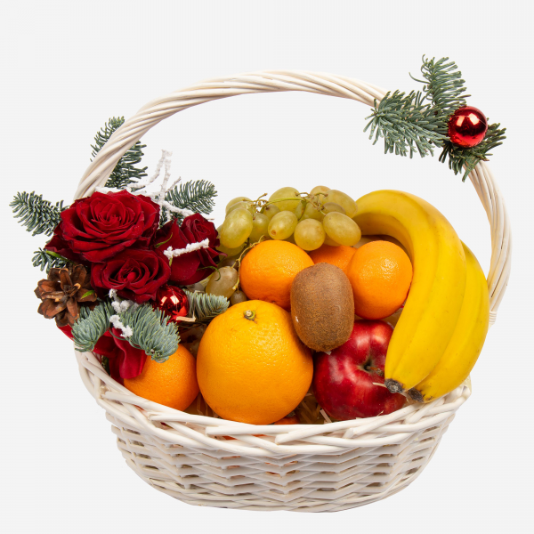 Корзина с фруктами "Зимний натюрморт"